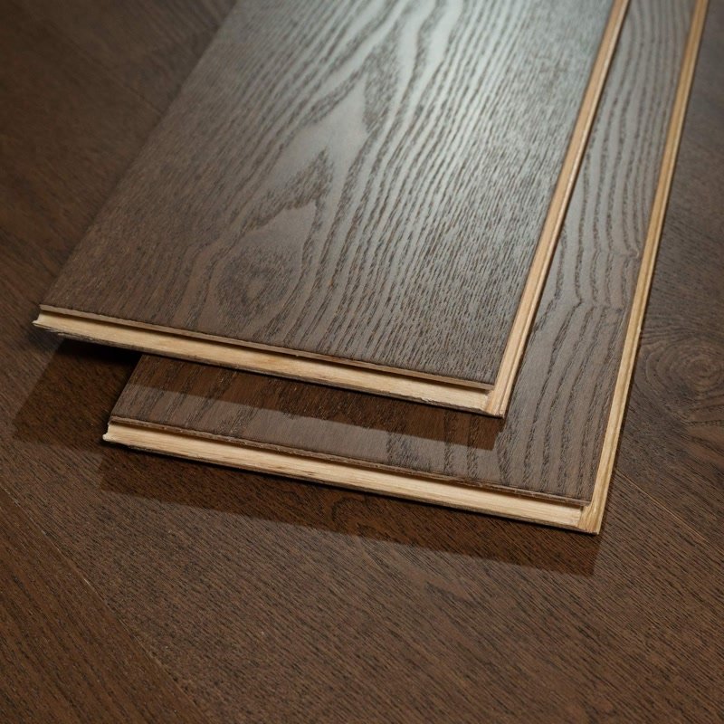 14mm White Oak Wide Brushed Click Engineered Flooring - view 2